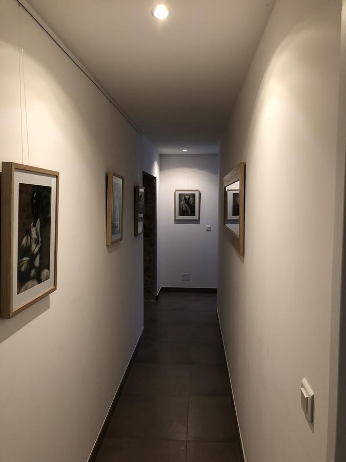 Chut ! C'Est Ici Hotel Venelles Kültér fotó